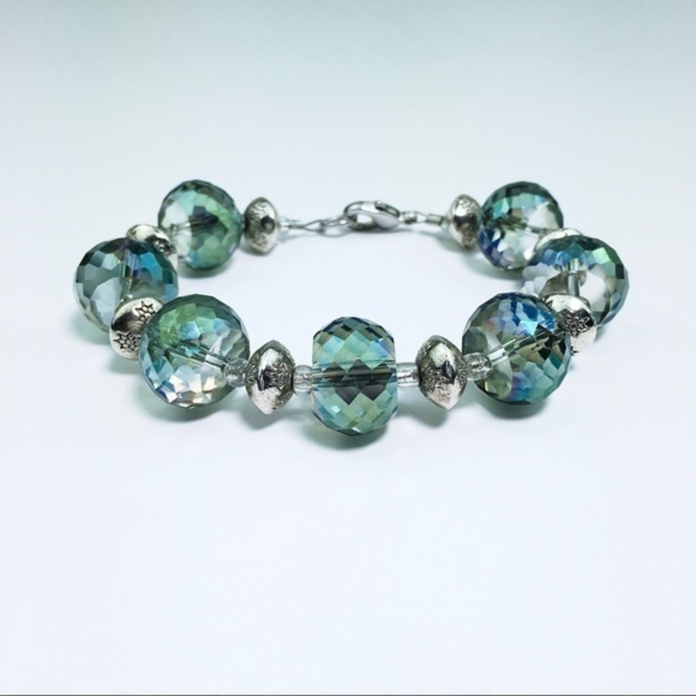 🦚Peacock Blue Glass & Silver Beaded Bracelet